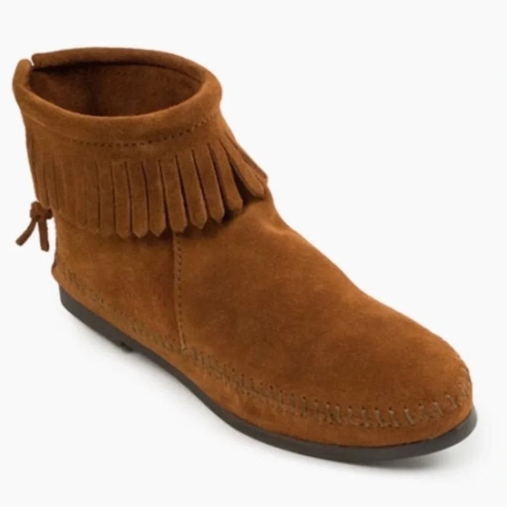 MINNETONKA Back Zip Hardsole Boot in Brown Suede